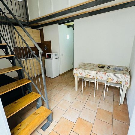 Appartamento Casa Imbriani Napoli Esterno foto
