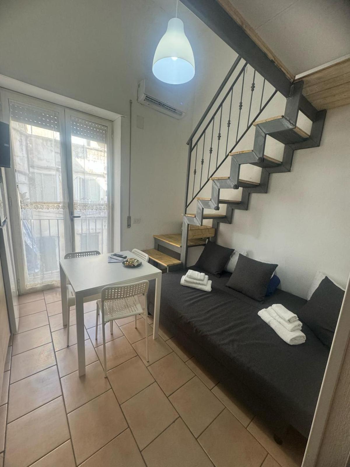 Appartamento Casa Imbriani Napoli Esterno foto