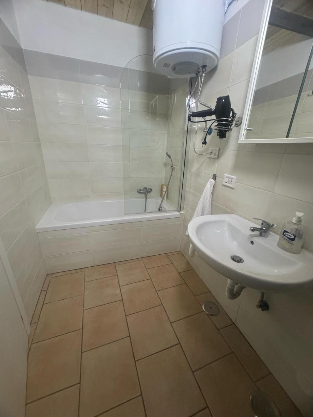 Appartamento Casa Imbriani Napoli Esterno foto